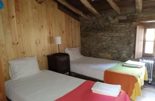 Lousa Apartment | Casa de Cima