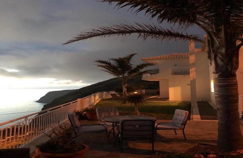 Paul do Mar Villa | Casa Farol, Panoramic Ocean View Villa, Madeira