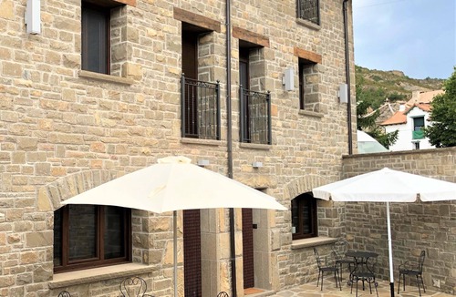 Yebra de Basa Apartment | Casa Pérez, new rural house in the Aragonese Pyrenees! Since December 2018!
