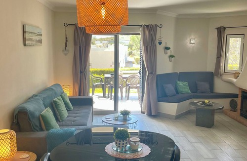 Alpouvar Apartment | Catalina Apt Privately owned South Facing ground floor . Air Con Arlo Doorbell