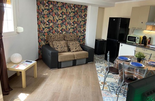 Elda Apartment | Chapi, 41 avenue APTO Fully EQUIPPED 2 ROOMS CITY CENTER