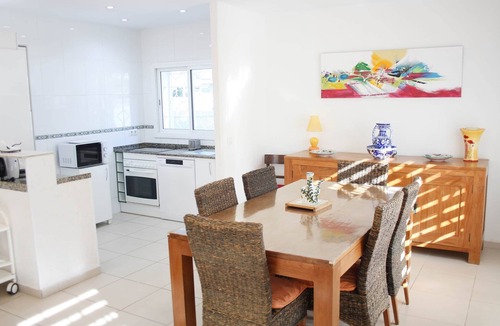 Vilafortuny Villa | Charming seafront villa