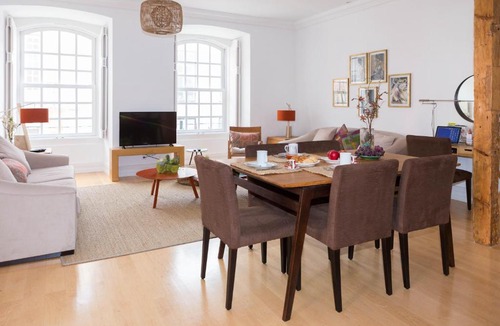 Sacramento Apartment | Chiado Spacious and Luxurious by Courtesy Morning