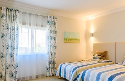 Atalaia Villa | CoolHouses Algarve Lagos | Beautifull V4 w/ golf course view | The White House