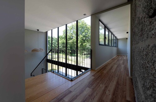Fafe House | Corner Loft