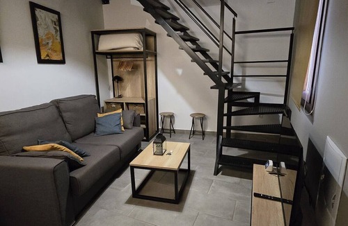 Granada Apartment | Description