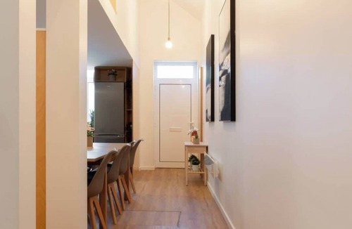Santa Marinha House | Duplex w/Terrace | Jardim do Morro by HostWise