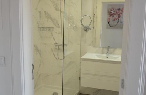 Se Apartment | Edificio Charles 301