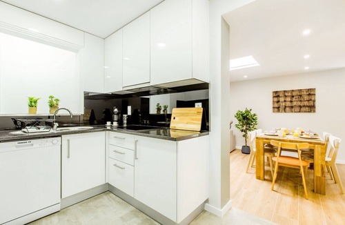 Espinho House | Espinho Beach 4 Stays with Terrace