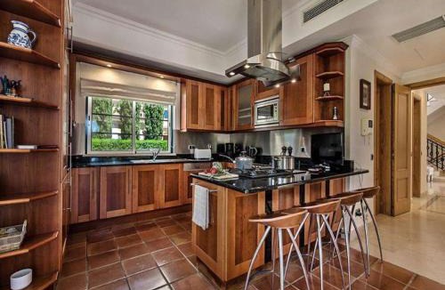 Almancil Villa | Exquisite Quinta Da Lago Villa Villa Majestic Heights 4 Bedrooms