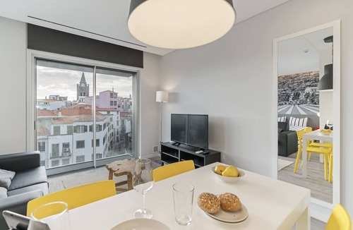 Se Apartment | FAA Rentals 31 de Janeiro 4B,the city at your feet