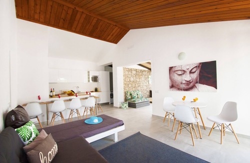 Areias de Sao Joao Villa | Family villa with heatable pool
