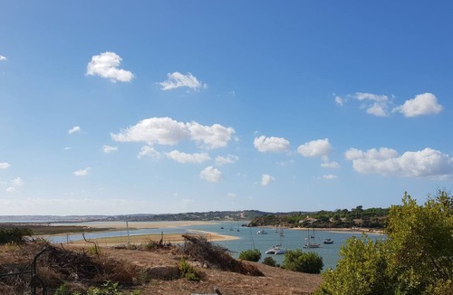 Alvor House | Far From The Madding Crowd…But Not Quite….