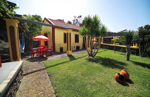 Ponta do Pargo Cottage | Garden View Studio