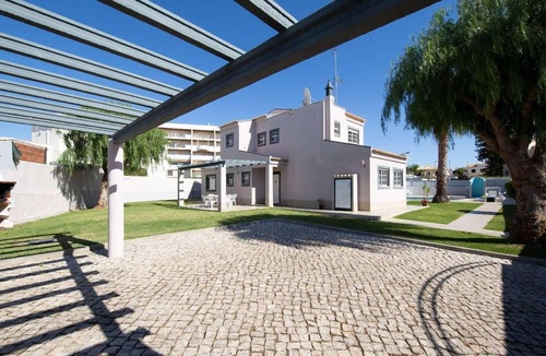 Gale Villa | Great for large groups 5 bed villa in Gale