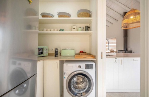 Carvalhal Apartment | GuestReady - Seaside heaven with pool
