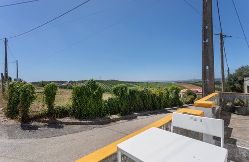 Cadaval House | Historic Vineyard Retreat - 1785 Country Cottage