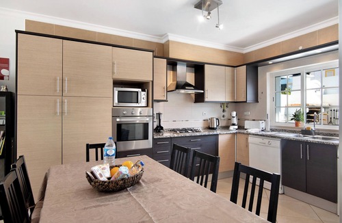 Manta Rota Villa | Holiday Home "Ideal Villas Residence" with Pool, A/C, BBQ, up to 12 people