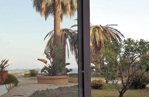 Tarragona Apartment | Homerez - Spacious Apartment in Tarragona + Pool