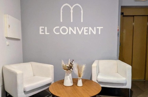 Moncada House | Hostal El Convent de Moncada