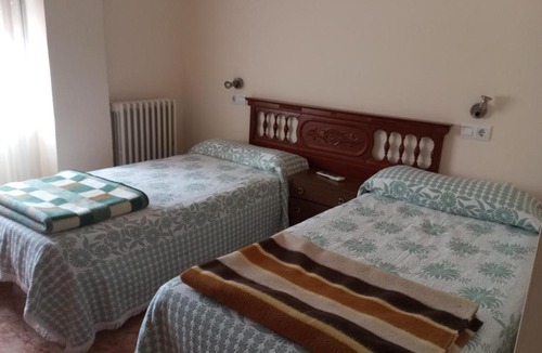 Bronchales House | Hostal Isabel