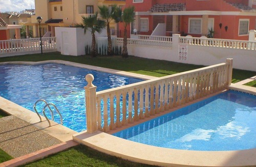 Los Balcones Villa | Inviting 3-Bed Villa in Torrievieja. Costablanca