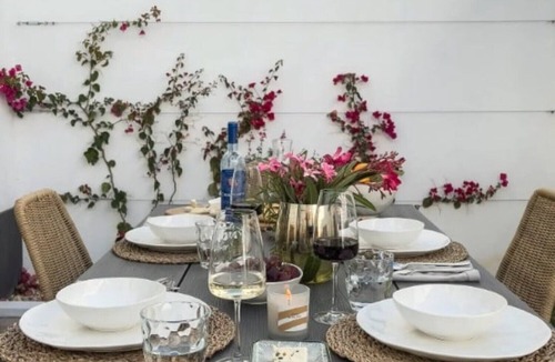 Tavira Villa | Jasmine House Holiday Apartment with 2 Private Terraces & Wi-Fi