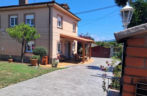 Periurbano - Rural House | LA BUGANVILLA