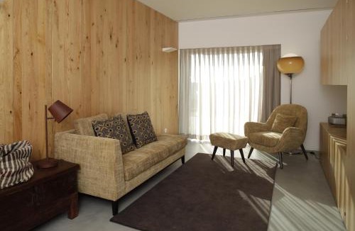 Brufe Villa | Leiras do Tempo - Adults Nature Retreat - Tomadinha 2 Cottage - Gerês National Park