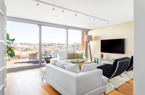 Pena Apartment | LUXURIOUS, BRIGHT & LARGE TERRACE WITH GREAT VIEW | Family-Friendly