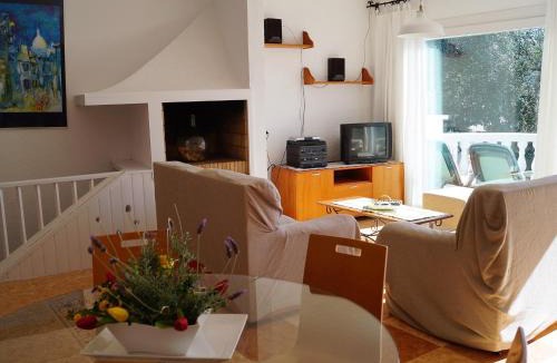Lloret de Mar Villa | Mango