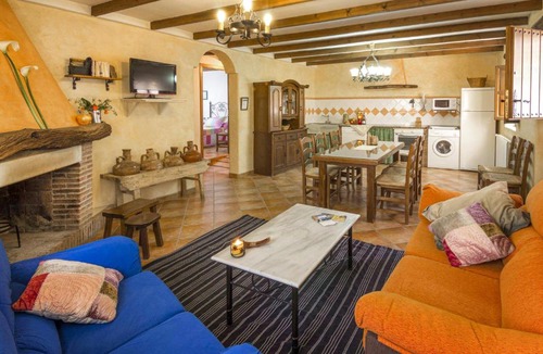 Laroya House | Matasiete