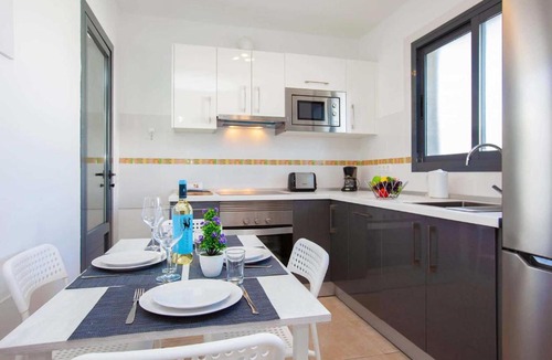 Playa Blanca Villa | Mia