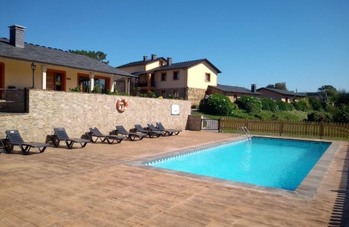 Serantes Apartment | Nice Duplex with views, pool and gardens