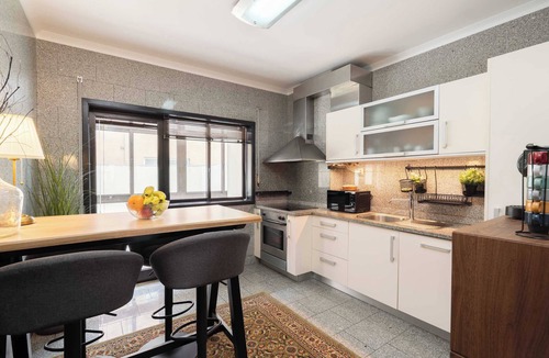 Vila do Conde Apartment | Oceanfront & Modern Elegance by HostWise