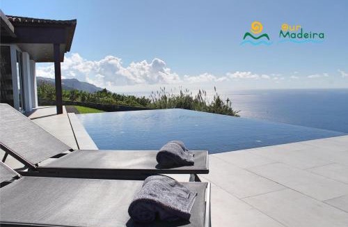 Estreito da Calheta Villa | OurMadeira - Cliffscape