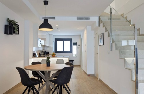 Finestrat House | PANORAMIC warm pool home