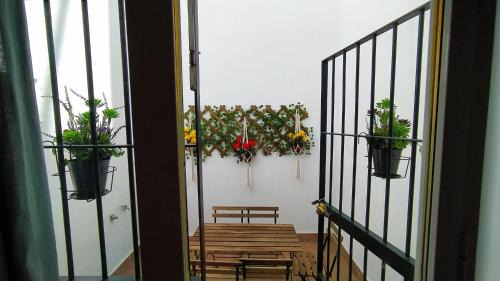 San Vicente Apartment | Patio Privado Antolinez - Historic Center Sevilla Apartment