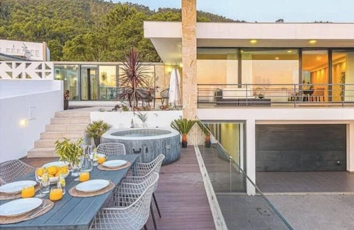 Carreco Villa | Portugal Active Sunset Beach Lodge I Heated Pool