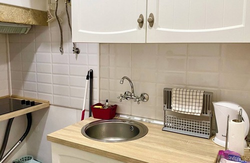 Santos Apartment | Portuguese Classic Flat at Lisbon Historic Center