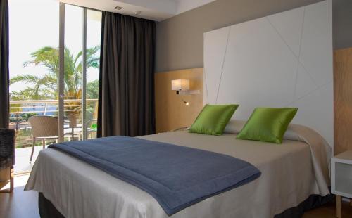 Sa Coma Hotel | Protur Sa Coma Playa Hotel & Spa