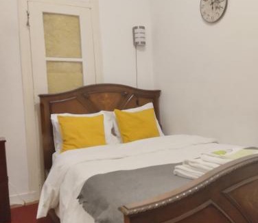 Penha de Franca House | Quarto B