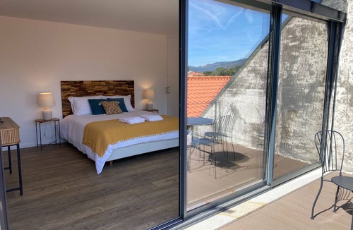 Bico Villa | Quarto Elevado - by Quinta do ribeiro