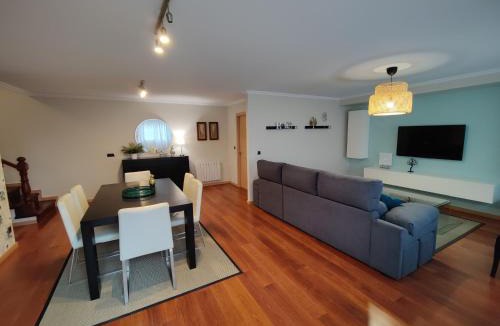 Cangas House | Rapadouro