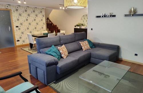Cangas House | Rapadouro