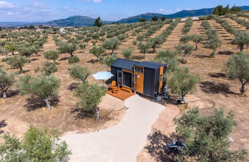 Monaco House | Refugio do Olival by Tiny Away
