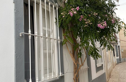 Olhao House | Renovated, authentic fisherman's house in the historic city center CO2 neutral
