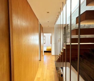Gloria House | Ria 25