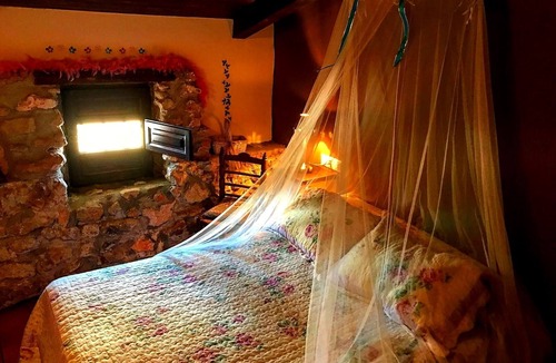 Valeria House | Room in a beautiful rural house from the 17th century in Cuenca.