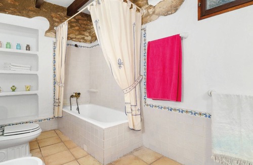 Paratella Villa | RUSTIC MEDITERRANEAN STYLE 6 / 8P. RECENTLY REFURBISHED WITH PRIVATE POOL